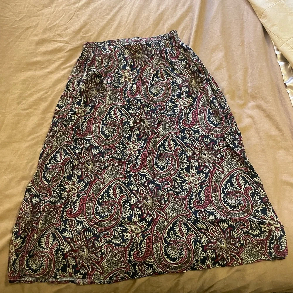 dressbarn A-Line Skirt with Red and Black Paisley - Picture 1 of 6